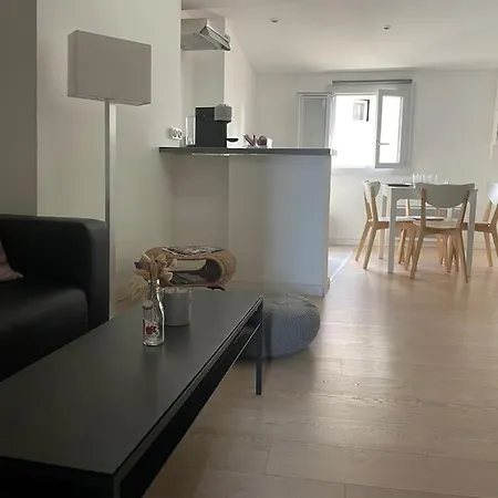 Apartment Cosy Au Coeur De L'ecusson *