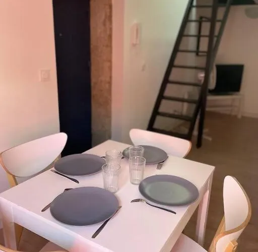 Cosy Au Cœur De L’écusson Apartamento *